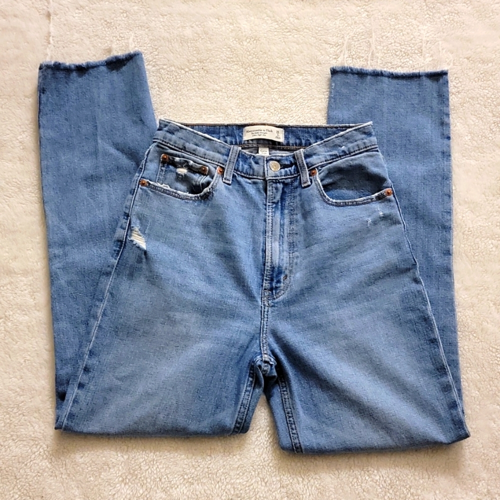 Abercrombie & Fitch Ankle Straight Ultra High Rise Jeans 👖